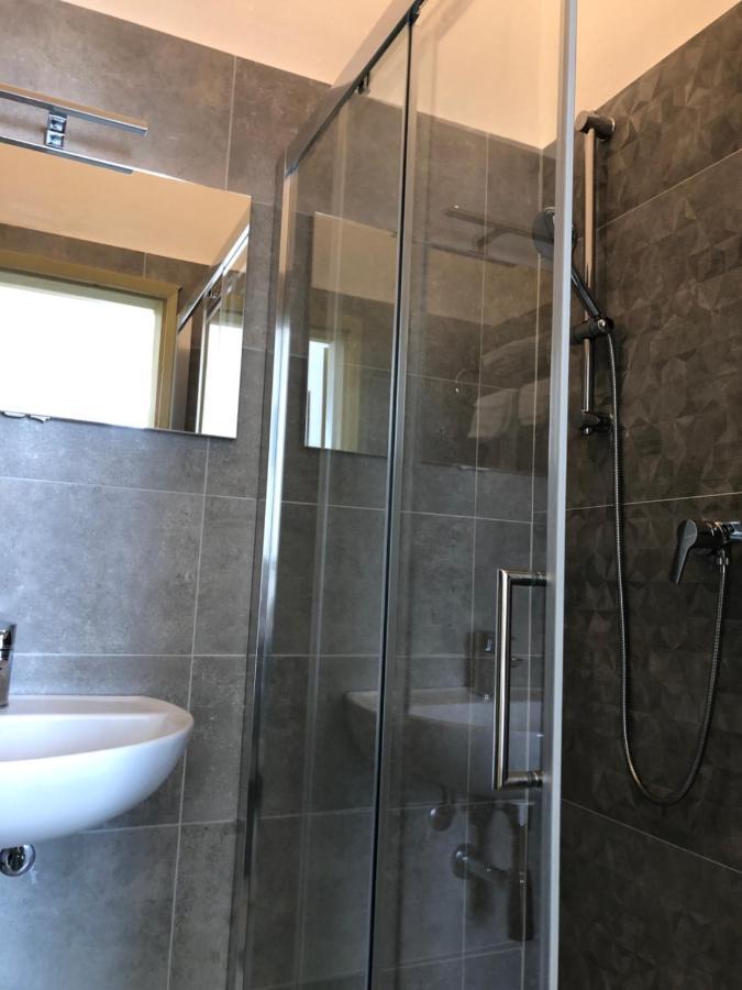 Hotel Valdinievole 利多迪卡马约雷 外观 照片