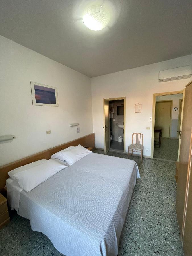 Hotel Valdinievole 利多迪卡马约雷 外观 照片