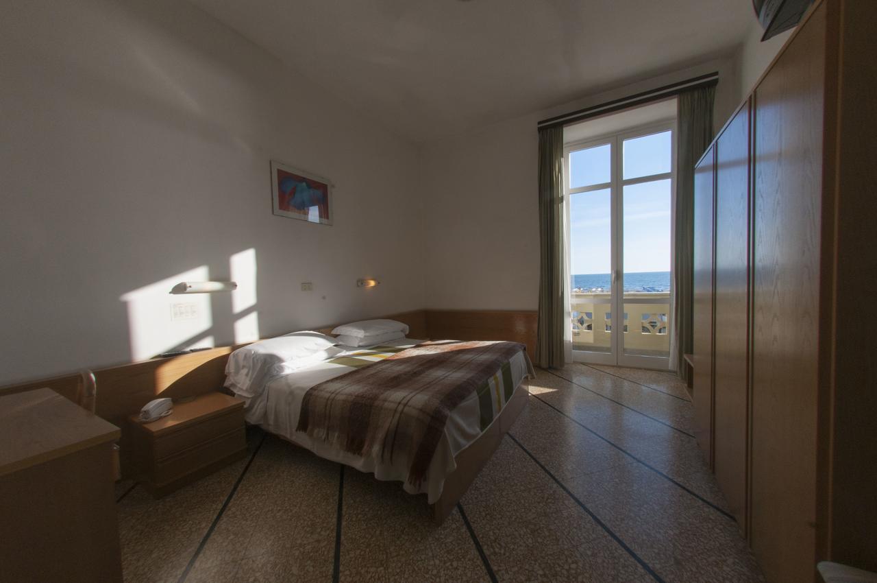 Hotel Valdinievole 利多迪卡马约雷 外观 照片