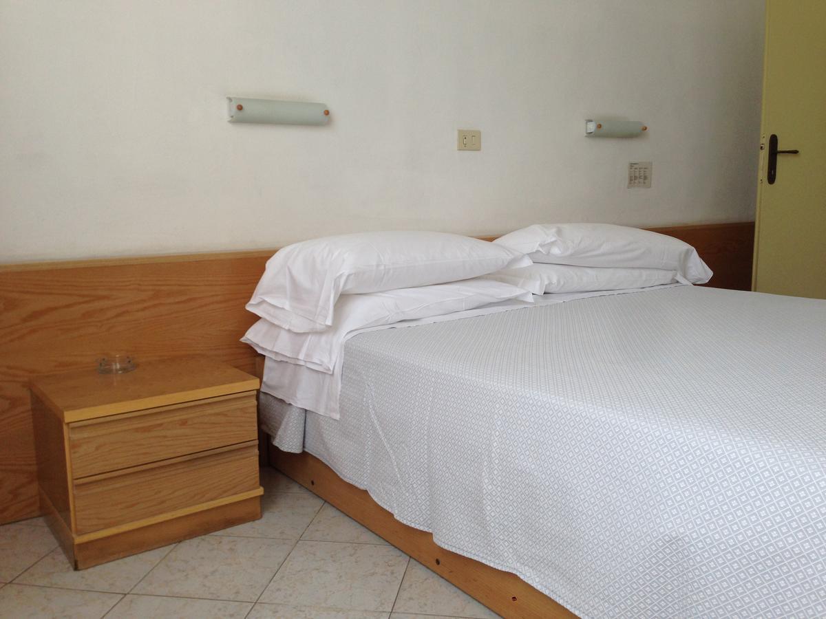 Hotel Valdinievole 利多迪卡马约雷 外观 照片